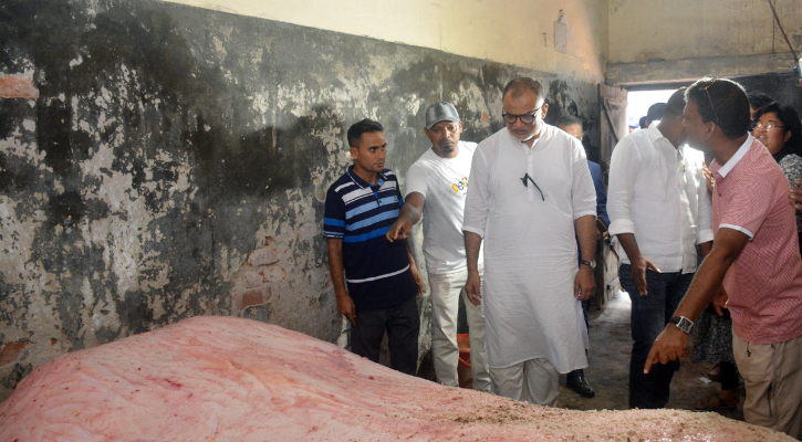 চামড়া শিল্পে বিগত ১৫ বছরে ব্যাপক নৈরাজ্য হয়েছে: বাণিজ্য উপদেষ্টা 
